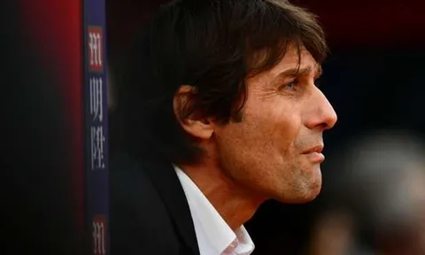 Conte bóng gió kế hoạch chuyển nhượng của Chelsea