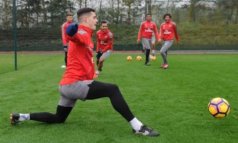 Đấu Everton, Wenger sẽ sử dụng đội hình nào?