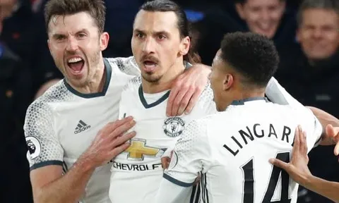 ĐHTB vòng 16 Premier League: Diego Costa mất tích, Ibra sắm vai "cứu tinh"