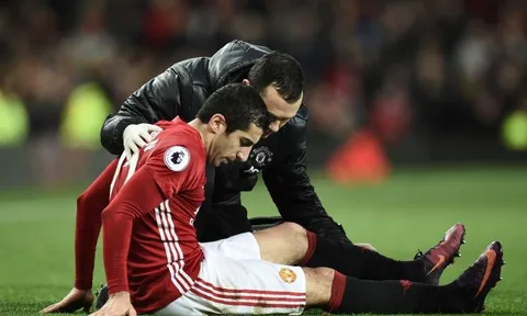 Điểm tin sáng 13/12: Tiết lộ người thay thế Mkhitaryan, Sanchez nhận quà từ Wenger