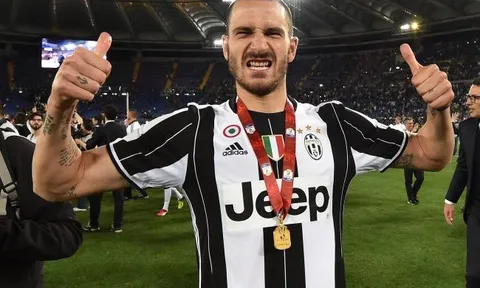 Điểm tin tối 19/12: Wenger bị fan chỉ trích; Chelsea hết cửa đón Bonucci