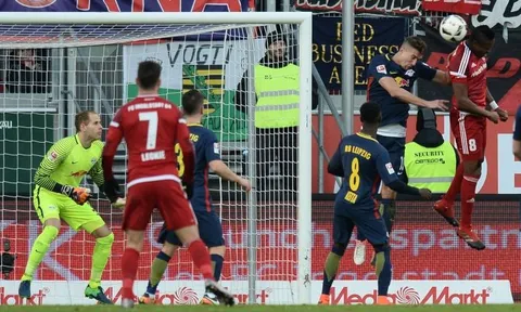 FC Ingolstadt 04 vs. RB Leipzig (vòng 14 Bundesliga)
