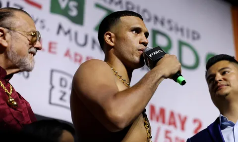 David Benavidez thách thức Canelo Alvarez và Dmitry Bivol sau chiến thắng hủy diệt trước Zurdo Ramirez