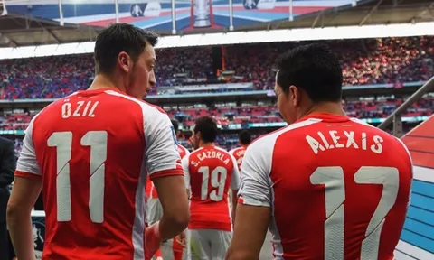 Góc Arsenal: Oezil, Sanchez và tham vọng của Pháo Thủ