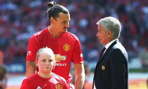 Góc Man Utd: Ibrahimovic vào 'phom', còn ai chê Mourinho