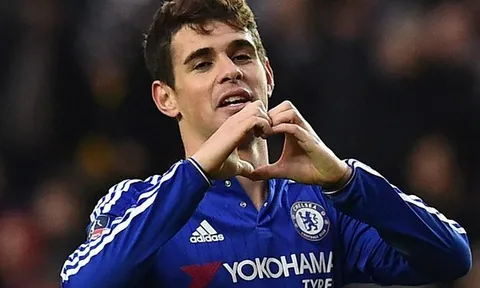 HLV Klopp: "Oscar sang Trung Quốc chỉ vì TIỀN"