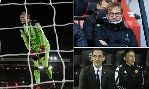 Học trò bị chê bai, Klopp công khai 'chửi' với nhà Neville