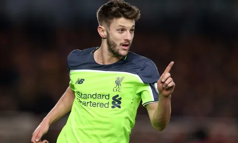 Huyền thoại Liverpool khen ngợi Lallana hết lời