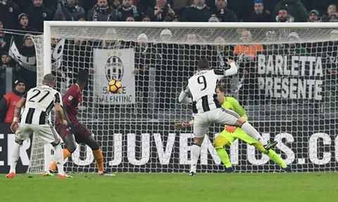 Juventus vs AS Roma (vòng 17 Serie A)