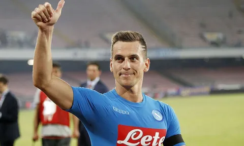 Khả năng làm bàn cực đỉnh của Arkadiusz Milik ở Napoli