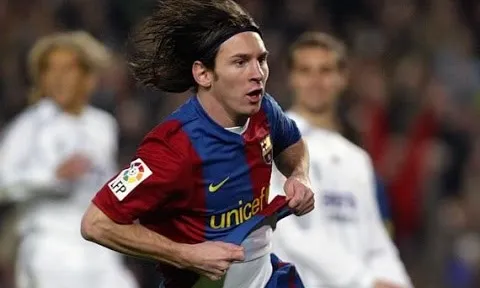 Khoảnh khắc làm nên tên tuổi của CR7, Messi hay Neymar