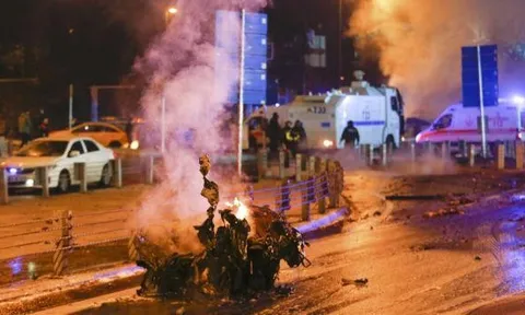 29 người thiệt mạng trong cuộc tấn công khủng bố gần sân Besiktas