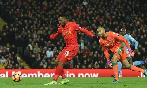 Lội ngược dòng trước Stoke, Klopp vẫn chưa hài lòng