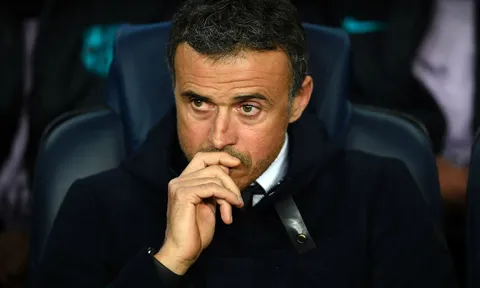 Luis Enrique e dè khi nói về tương lai ở Barca
