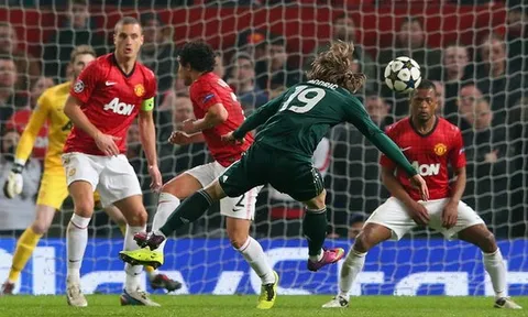 Luka Modric tung cú đá hạ gục De Gea