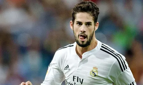 "Ma thuật" từ đôi chân của Isco Alarcon