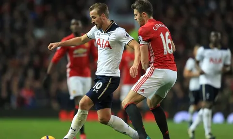 Màn trình diễn của Michael Carrick vs Tottenham