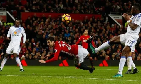 Manchester United 3-1 Sunderland (vòng 18 Premier League)