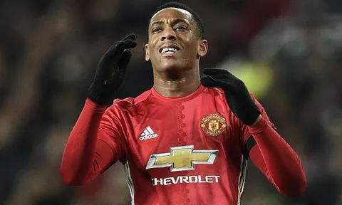 Mourinho: "Martial cần phải học theo gương của Mkhitaryan"