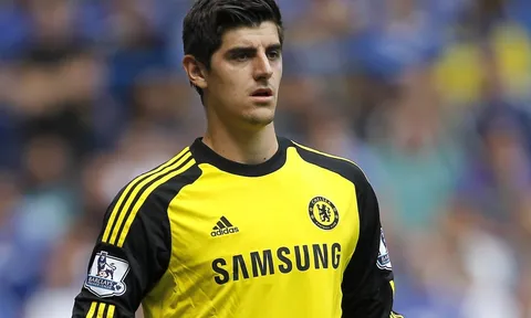 Ngay khi hết án phạt, Real sẽ 'cuỗm' thủ thành hay nhất Chelsea