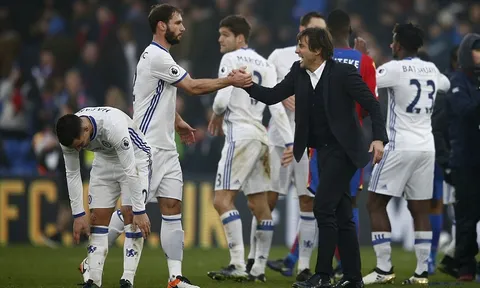 Chức vô địch Ngoại hạng Anh: Chelsea đừng vội lạc quan tếu