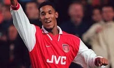 Nicolas Anelka, 'số 9' hiếm hoi thành công tại Arsenal