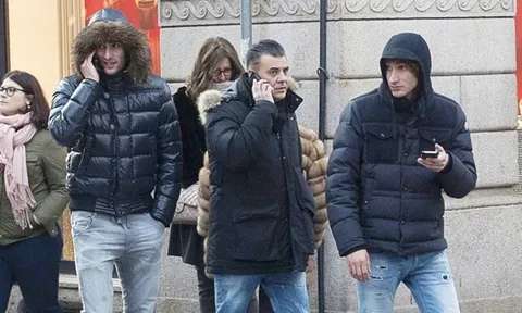 Nóng: Fellaini đã đặt chân đến Milan