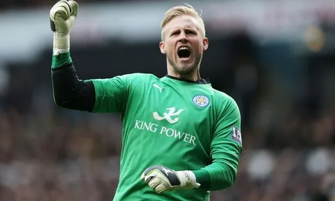Ranieri: "Đừng mơ đụng vào Schmeichel"