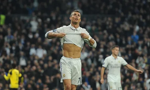 Ronaldo đang biến từ CR7 thành CR9