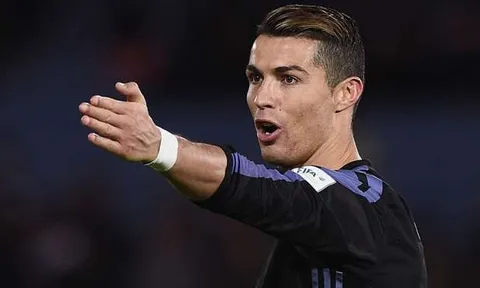 Ronaldo đạt cột mốc ghi bàn cực khủng