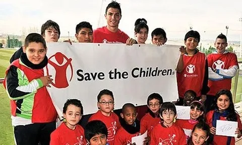 Ronaldo gọi trẻ em Syria là những anh hùng đích thực