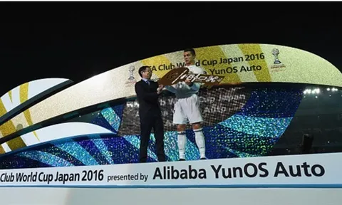 Ronaldo ẵm liền 3 danh hiệu sau chung kết FIFA Club World Cup