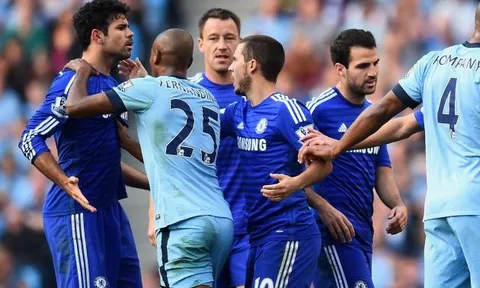 SỐC: FA 'sờ gáy', Chelsea nguy cơ bị trừ điểm