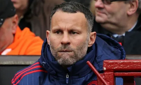 Swansea phủ nhận mời Giggs ngồi ghế nóng