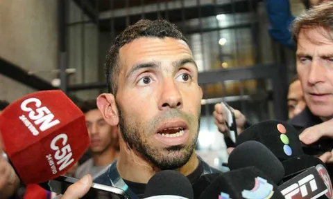 Tevez có thể mua gì với mức lương 615.000 bảng mỗi tuần?