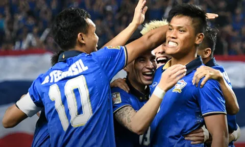 Thái Lan vô địch AFF Cup 2016: Nhìn người ta sung sướng