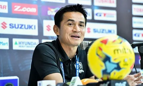 HLV Kiatisak của Thái Lan tiếc vì không gặp Việt Nam ở chung kết AFF Cup