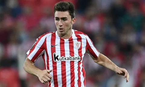Tin vui cho Man City: Laporte đang cân nhắc các lời đề nghị