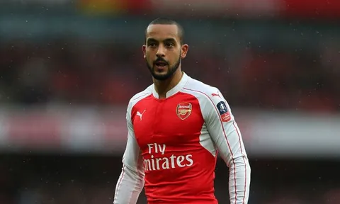 Tốc độ như chiếc F1 của Theo Walcott