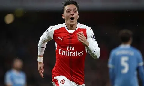 Top 5 tiền vệ hay nhất Premier League 2016: Những cái tên đẳng cấp thế giới