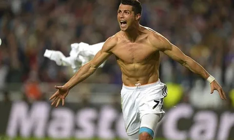 Trao giải QBV 2016: Ronaldo, Messi hay cú sốc từ Griezmann?