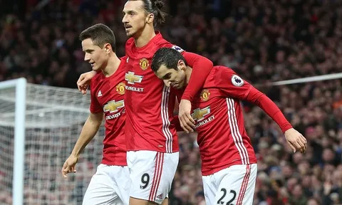 TRỰC TIẾP Man Utd 1-0 Tottenham: Quỷ đỏ thắng thuyết phục (Kết thúc)