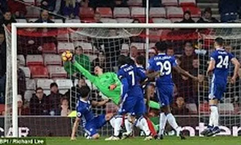 Những pha cứu thua xuất thần của Courtois trước Sunderland