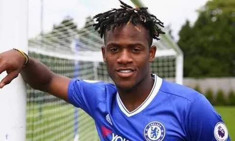 West Ham hỏi mượn bom tấn bị bỏ rơi của Chelsea