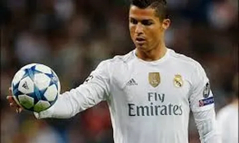 10 cú hattrick đỉnh cao trong lịch sử bóng đá