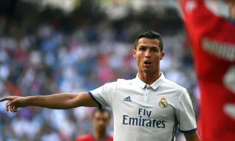 10 năm nữa, và Ronaldo vẫn ở Real