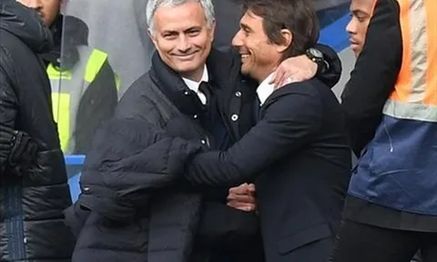 11 trận của Conte bằng cả năm của Mourinho