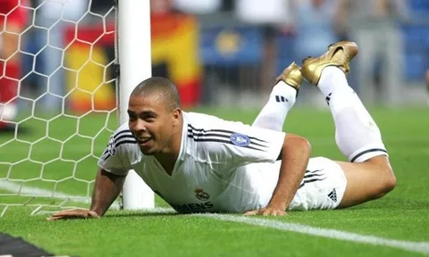 Hình ảnh Ronaldo "béo" thời còn khoác áo Real