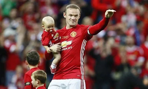 Chùm ảnh: Rooney xúc động ngày được Man Utd tri ân