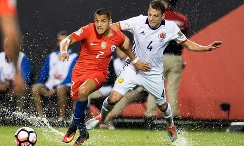 'Cơn bão' Chile 'cuốn phăng' Colombia trong 12 phút đầu